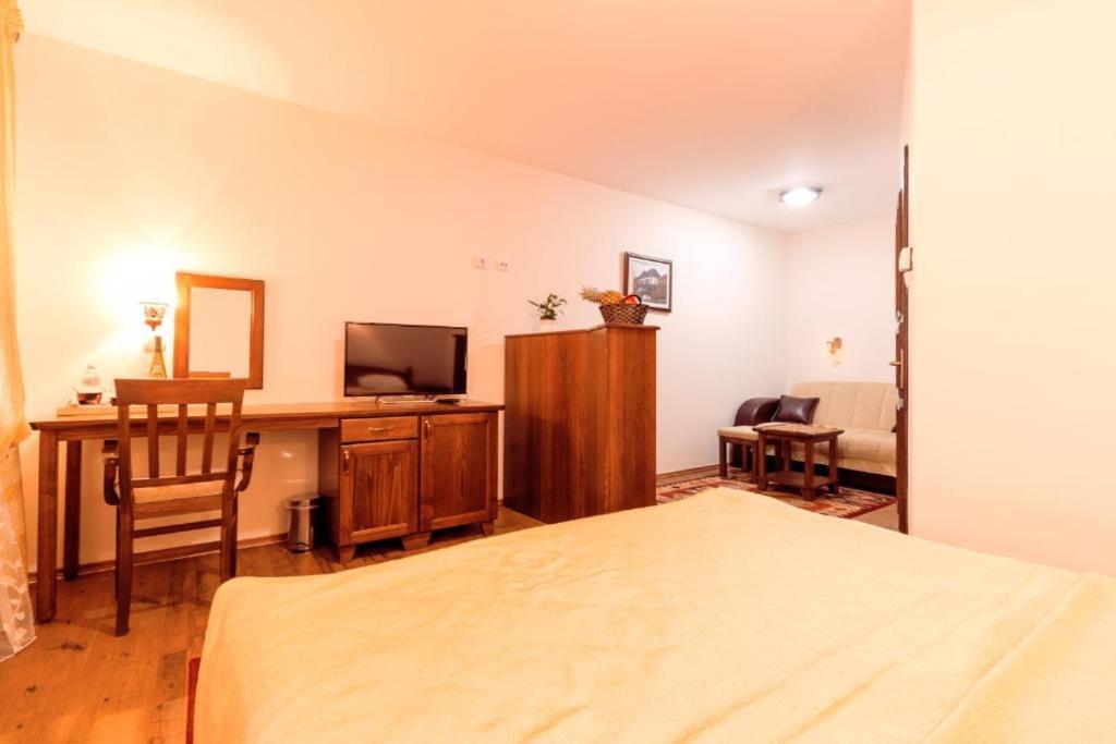 Downtown Rooms Nis Exterior photo